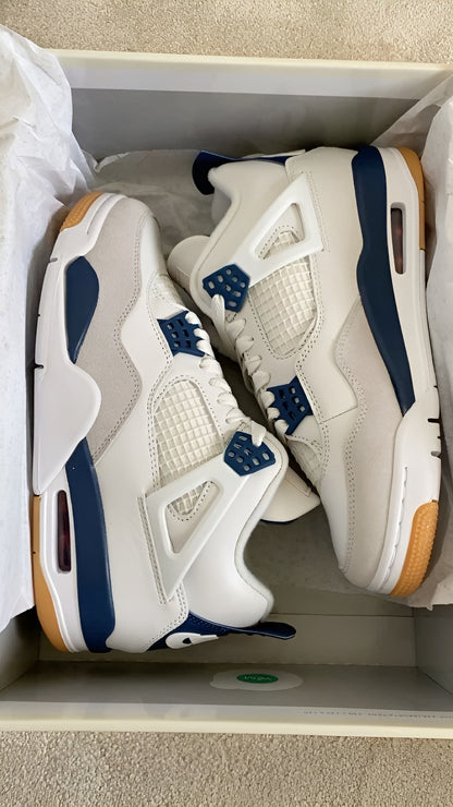 Air Jordan 4